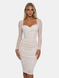 Vestido midi de malla con espalda abierta
