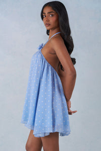 Minivestido Halter Babydoll con Estampado de Topos Azules