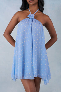 Minivestido Halter Babydoll con Estampado de Topos Azules