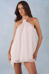 Minivestido babydoll halter en marfil