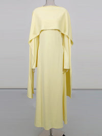 Abaya mit Perlenbesatz