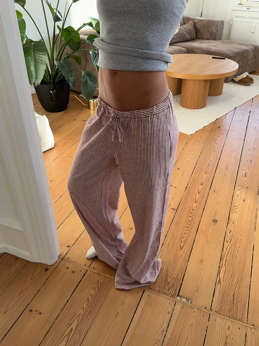 Pantalones de lino a rayas